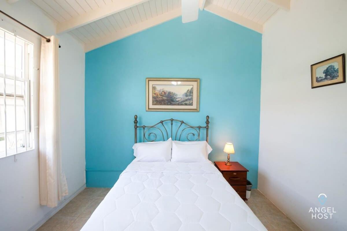 Beachy Cottage I Kitchen I Wi-Fi I Shaded Cabana I Parking Saint Philip Exterior photo