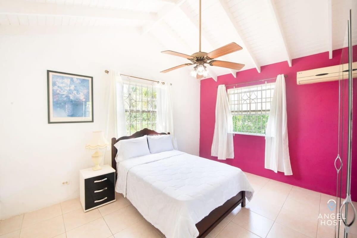 Beachy Cottage I Kitchen I Wi-Fi I Shaded Cabana I Parking Saint Philip Exterior photo